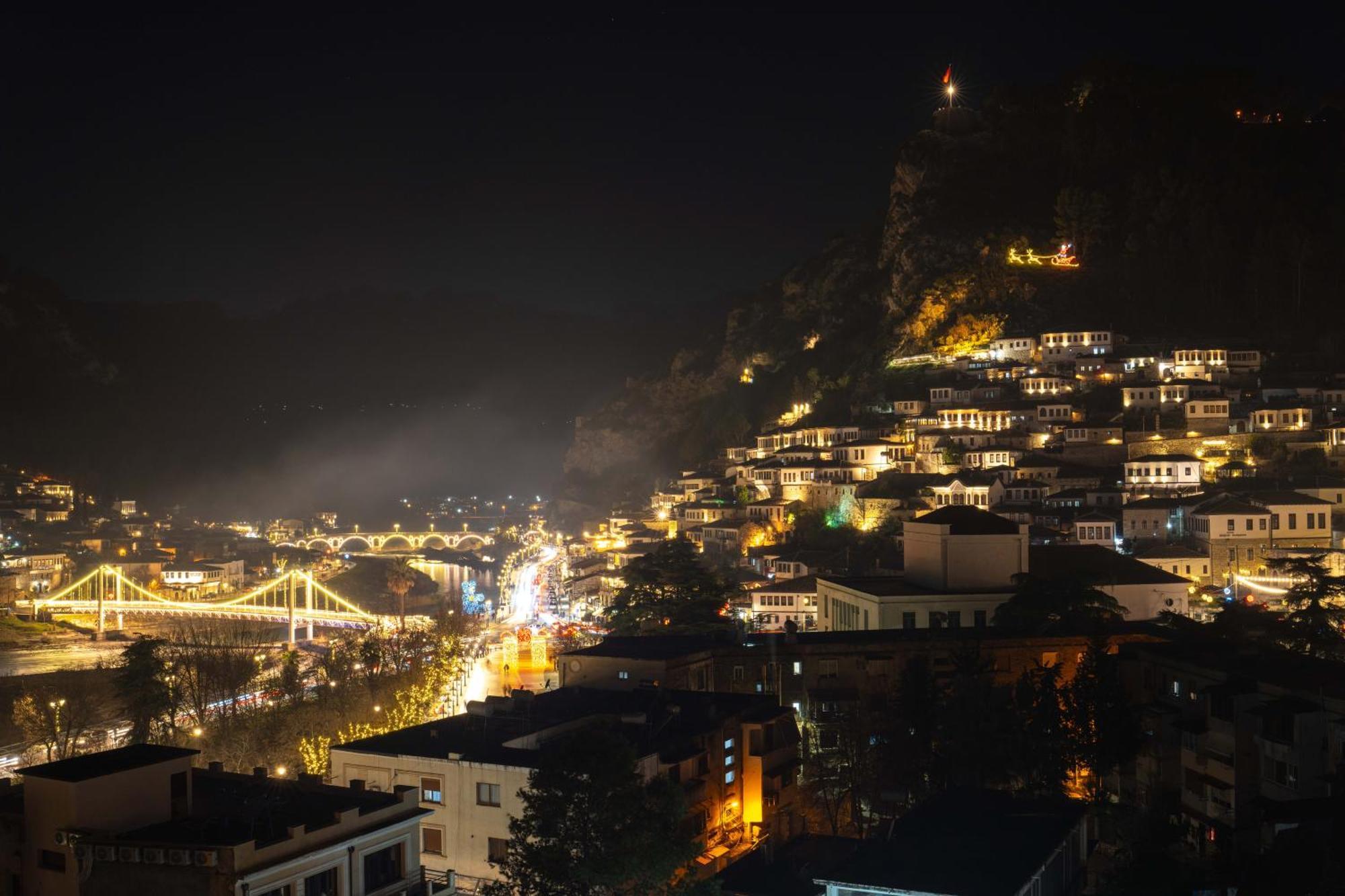 Merko Hotel Berat Exterior photo