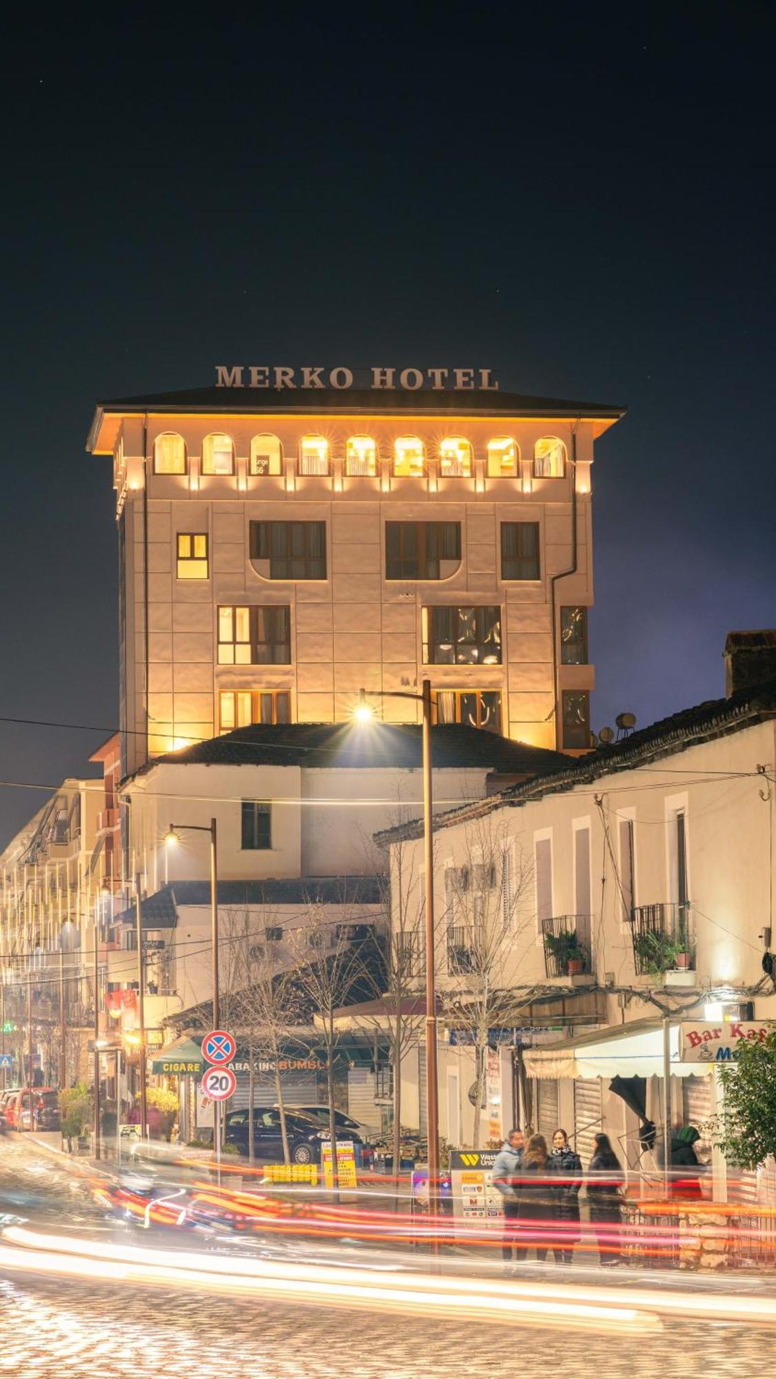 Merko Hotel Berat Exterior photo